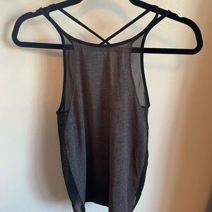 Lululemon tank top size 6 used but great condition